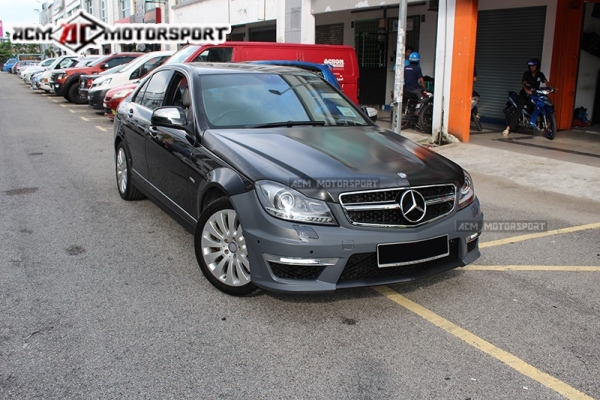 mercedes benz w204 Conversion C63 bodykit