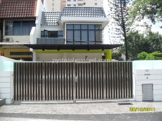 Stainless Steel Folding Gate with Aluminium Wood