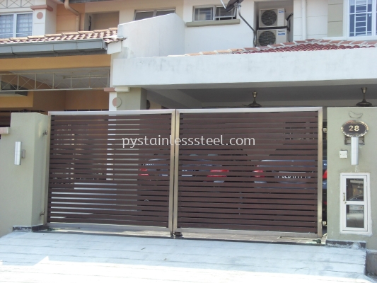 Stainless Steel Swing Gate with Aluminium Wood