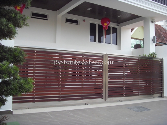 Stainless Steel Sliding Gate with Aluminium Wood