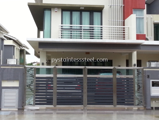 Stainless Steel Folding Gate with Aluminium Wood & Glass