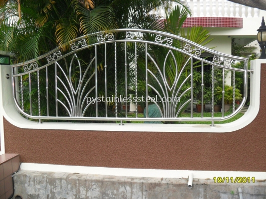 Stainless Steel Fencing Door