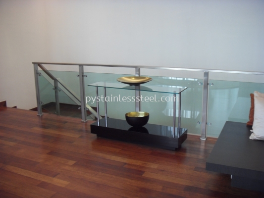 Stainless Steel Balcony Handrail With Glass