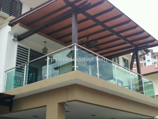 Stainless Steel Balcony Handrail With Glass