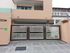 Stainless Steel Sliding Gate with Aluminium Wood & Glass