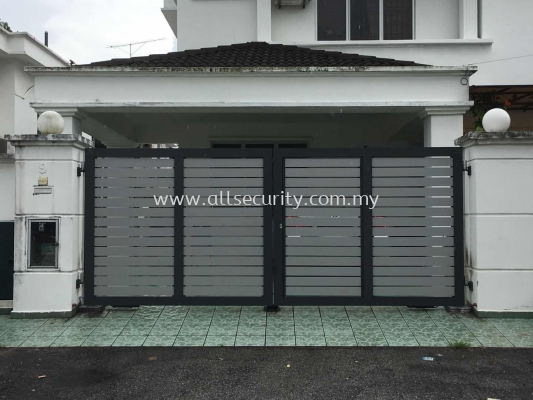 ALUMINIUM SWING GATE 168" X 72"