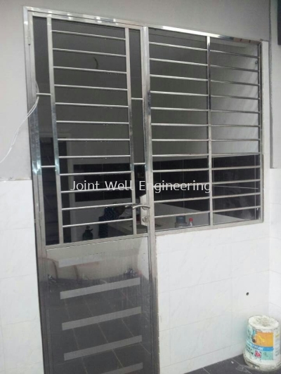  Stainless Steel Window Grille Design