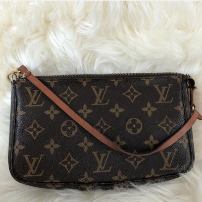 SOLD) Louis Vuitton Monogram Neverfull MM Louis Vuitton Kuala Lumpur (KL),  Selangor, Malaysia. Supplier, Retailer, Supplies