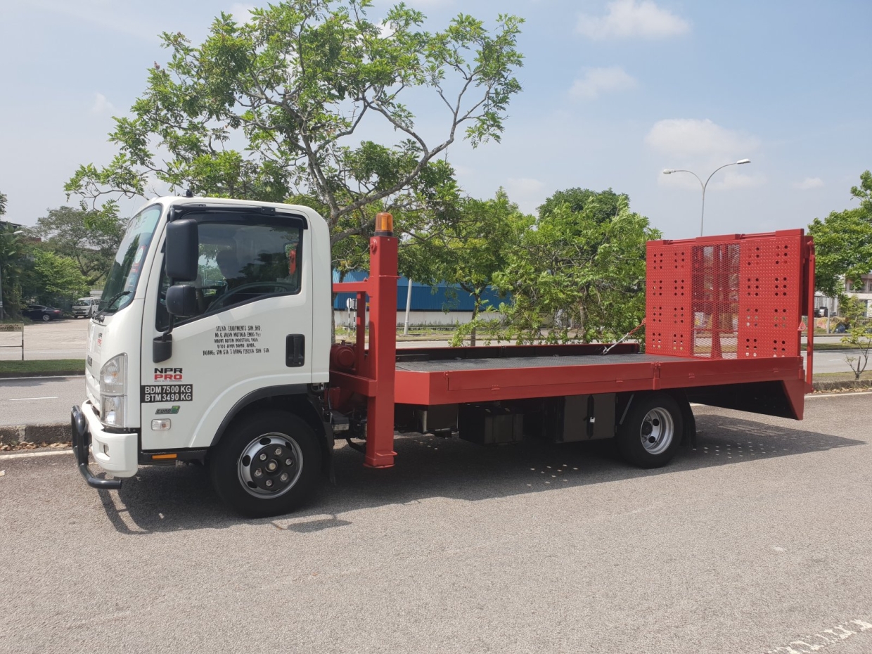 Forklift Towing Service Johor Bahru