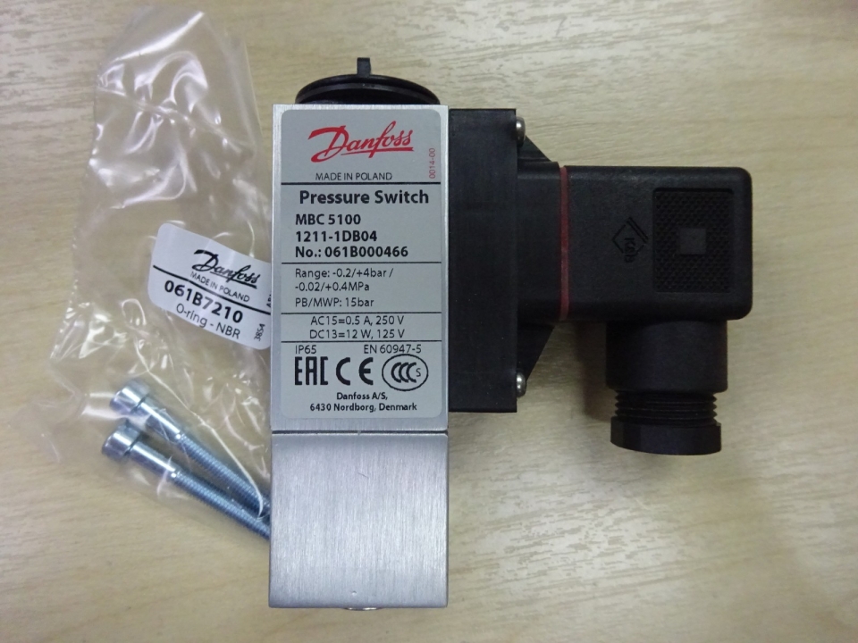 DANFOSS MBC 5000 & 5100 HEAVY DUTY PRESSURE SWITCH