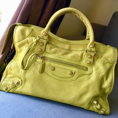 Balenciaga Giant 12 City in Jaune Poussin with Gold Stud