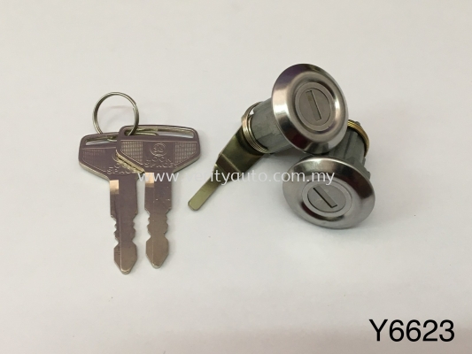 KM36 Y6623 DOOR LOCK SET (LH/RH)