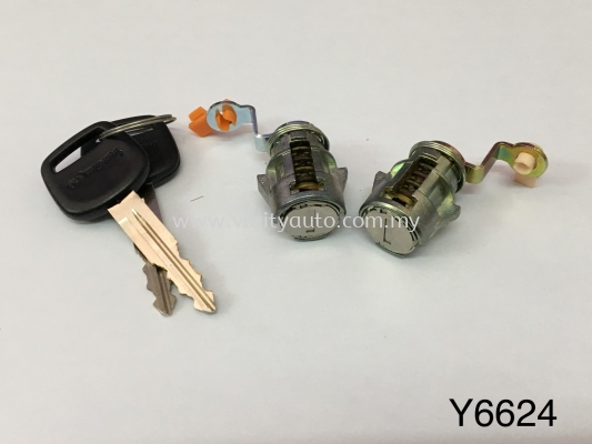 LH113 Y6624 DOOR LOCK SET (LH/RH)