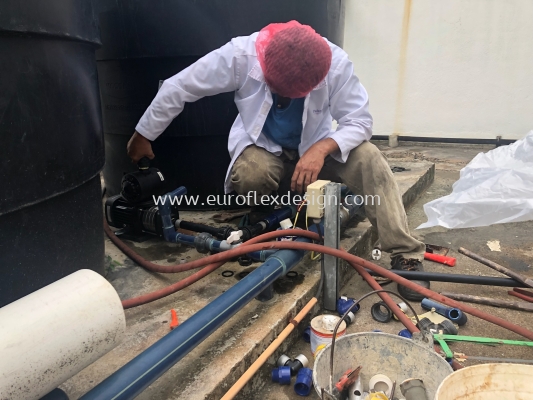 Install Water Pressure Pump 