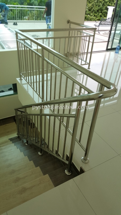 Stainless Steel Staircase Handrail