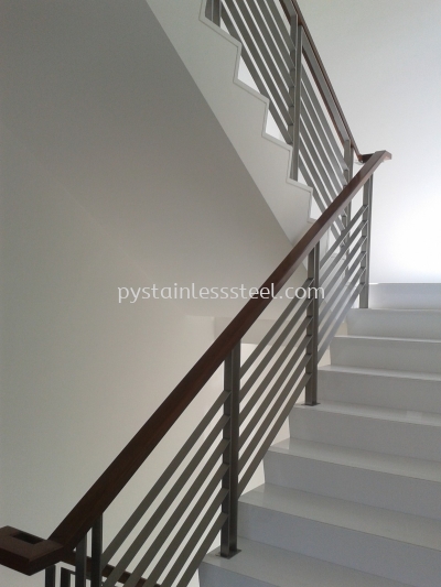 Stainless Steel Staircase Handrail