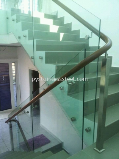 Stainless Steel Staircase Handrail With Glass & Wood