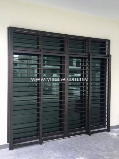 Sliding Door