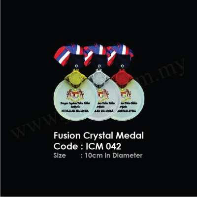 Fusion Crystal Medal ICM 042