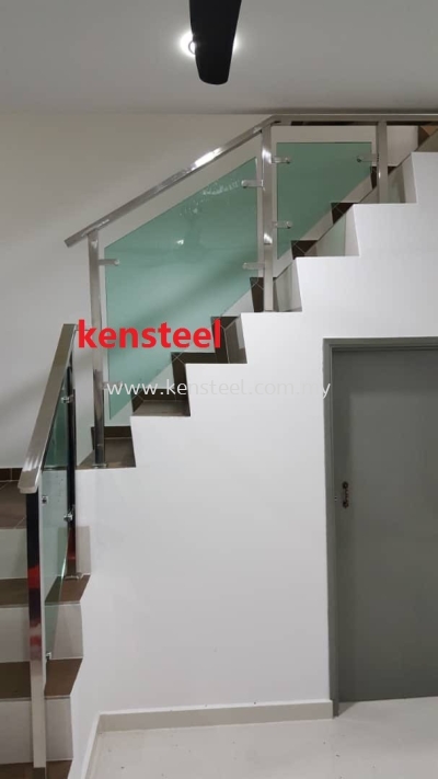 Stainless Steel Glass Staircase 71