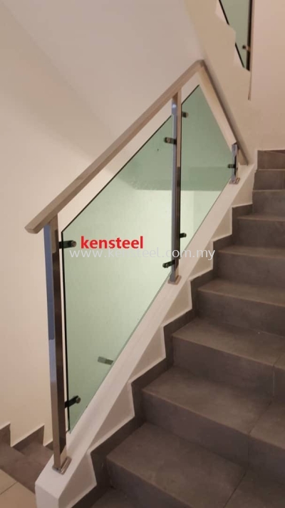 Stainless Steel Glass Staircase 72