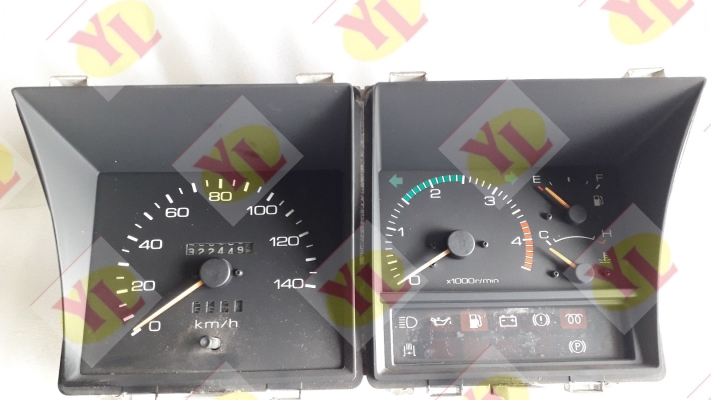 ISUZU NPR59 24V METER