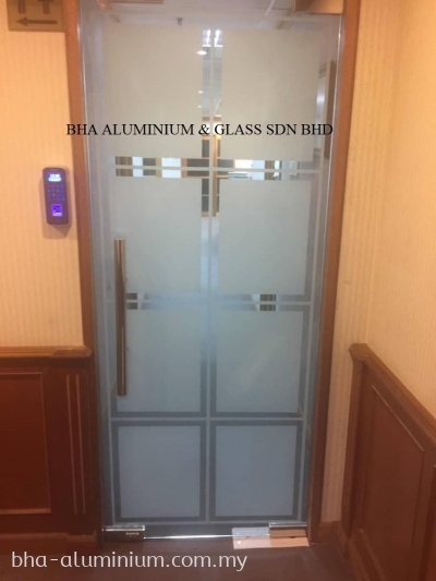 Tempered Glass Swing Door