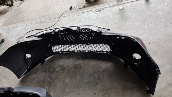 Lexus ct200 bumper f sport pp new 