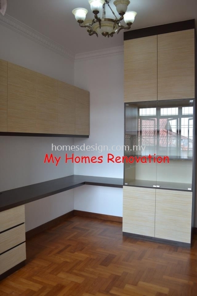 BOOK CABINET / DESK TABLE