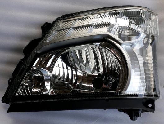 HINO DUTRO XZU720K HEADLAMP (NEW)