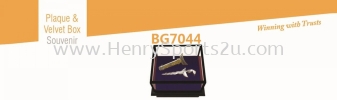 BG7044 Plaque & Velvet Box Souvenir Wooden Plaque Souvenir Stand / Plaque Award Trophy, Medal & Plaque
