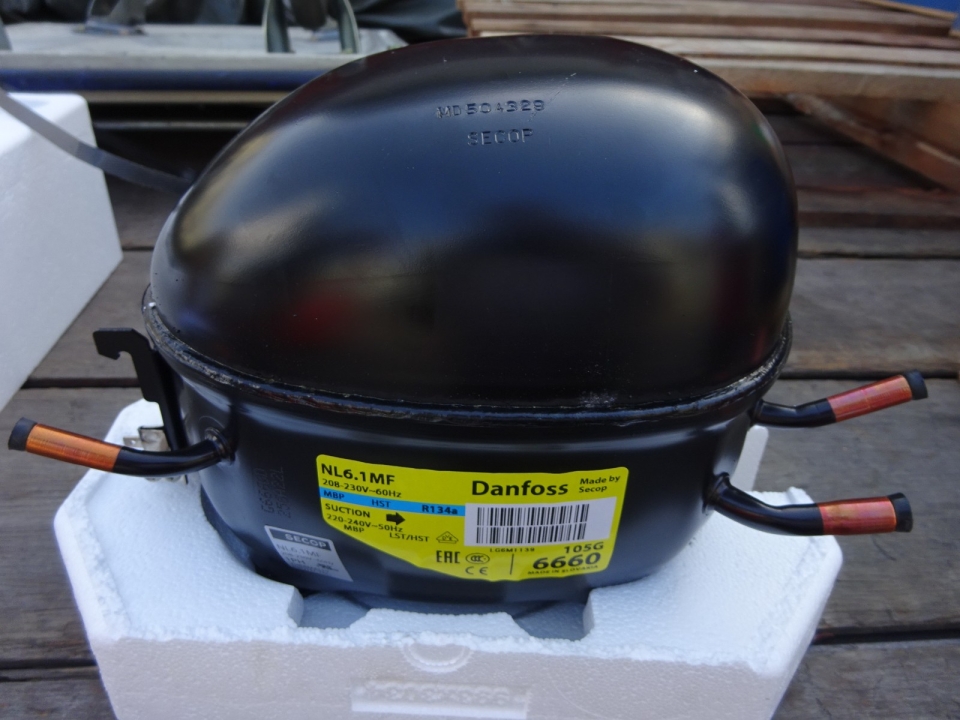 DANFOSS (SECOP) COMPRESSOR NL6.1 MF 105G WITH SERVICE KIT (R134A) - 220-240V/50HZ