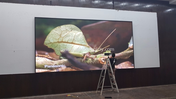 9.5ft x 19ft P4 INDOOR LED DISPLAY BOARD(FULL COLOR)