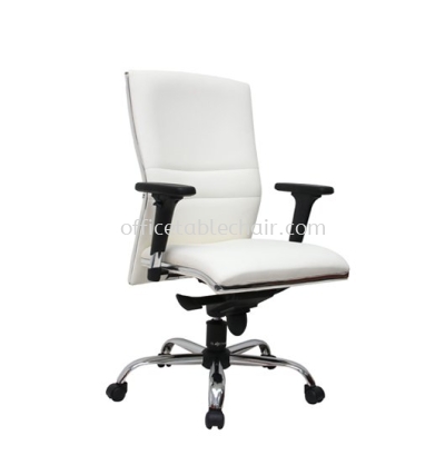 ZOLO(B) DIRECTOR MEDIUM BACK LEATHER CHAIR C/W CHROME TRIMMING LINE 