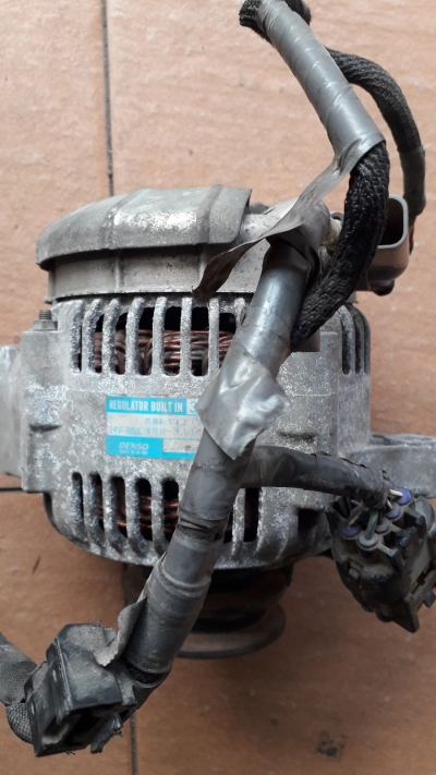 HINO DUTRO NO4C ALTERNATOR 