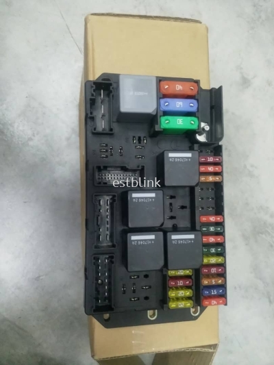 Jaguar XJL Rear Fuse Box