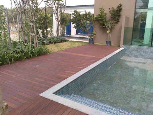 Swimming Pool Outdoor Decking