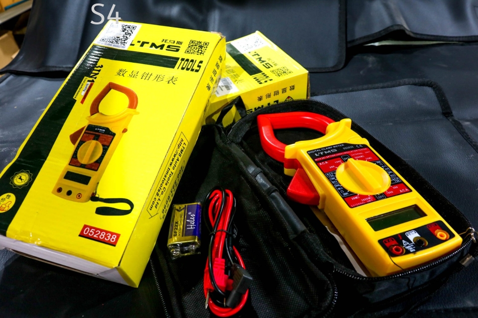 SMFTOOLS Digital Voltage Clamp