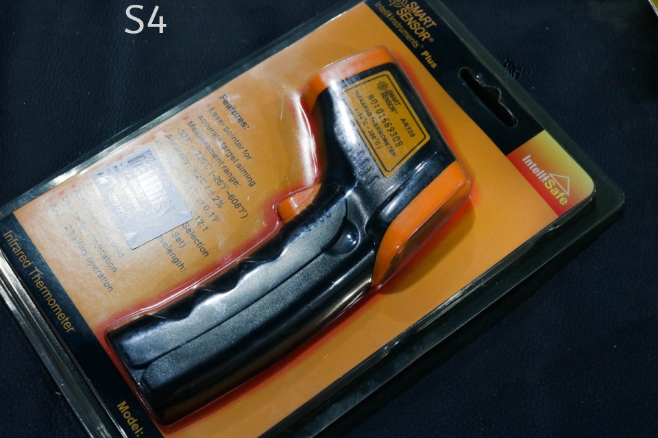 Original SMART SENSOR Infrared Thermometer ¨C Non-Contact Temperature Measurement