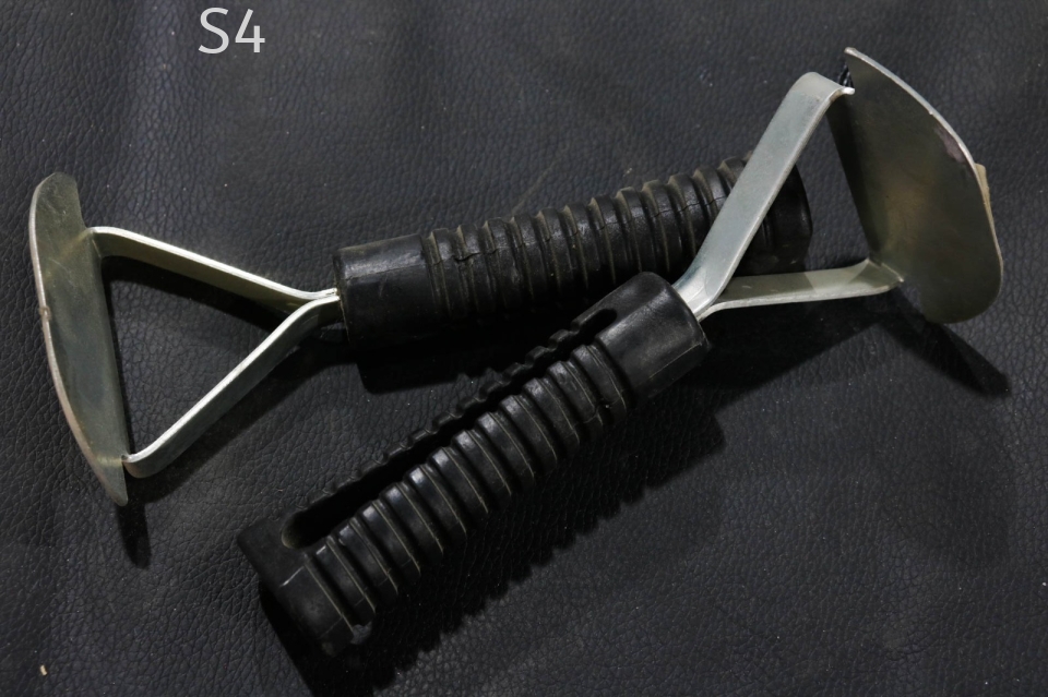 SMFTOOLS Tire Scraper Tool