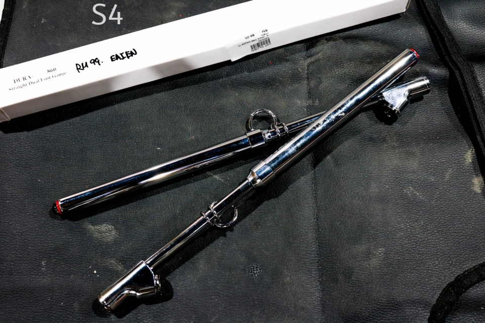 860 Straight Dual Foot Tire Pressure Gauge
