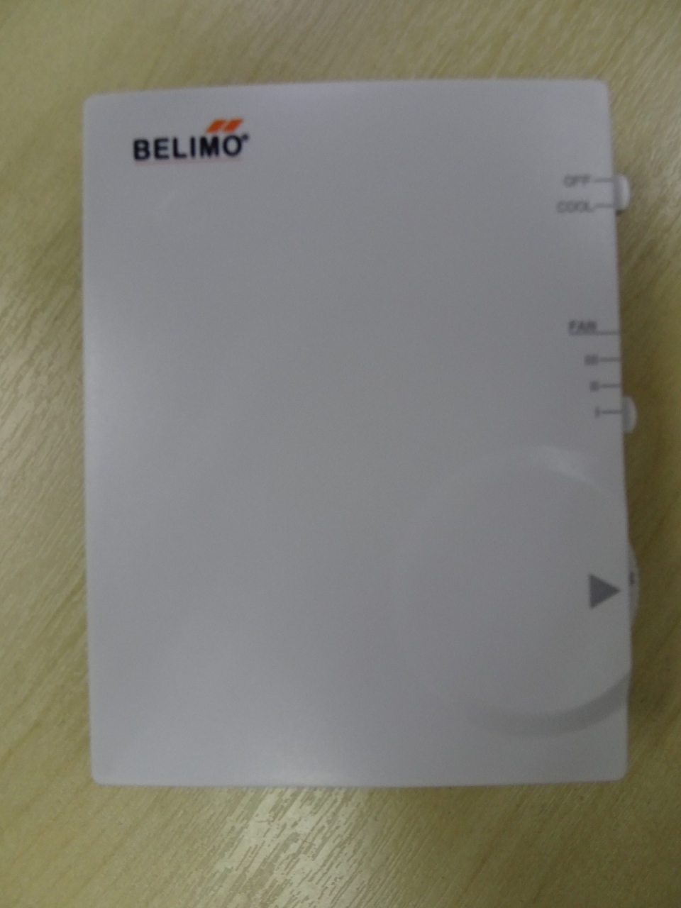 BELIMO CFU-M211 MECHANICAL THERMOSTAT (3-FAN, EXTERNAL SENSOR, 2-PIPE) (10ˇăC TO 30ˇăC) (AC220-240V)