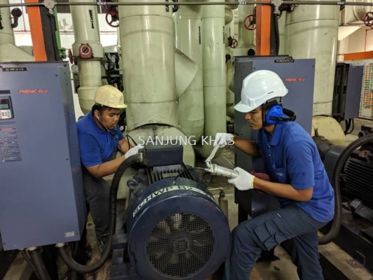 Chilled Water Pump Greasing