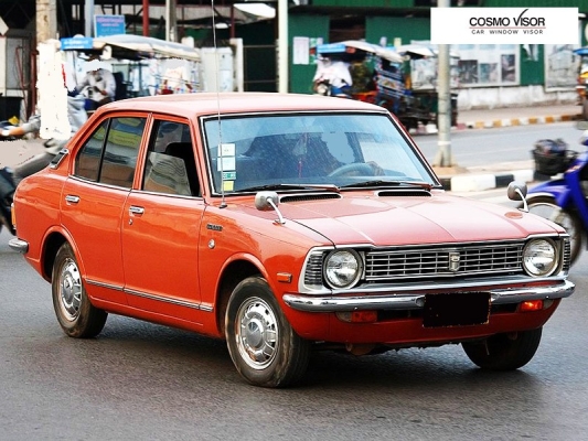 TOYOTA COROLLA KE20 72Y-75Y (SMALL FLAT 2.6-3) = DOOR VISOR 