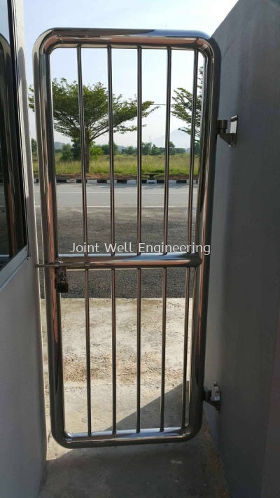 Stainless Steel Open Door