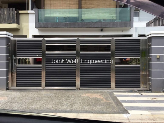 Steel Design Main Gate