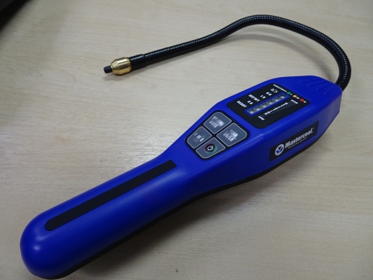 MASTERCOOL 55900 ELECTRONIC LEAK DETECTOR W/LED FOR R1234YF & R134A (CFC/HCFC/HFC/HFO)