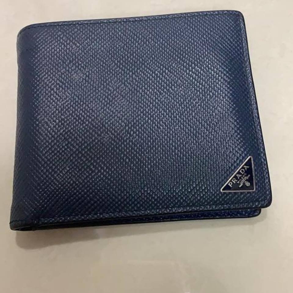 Prada Saffiano BiFold Mens Wallet in Blue Prada Kuala Lumpur (KL), Selangor, Malaysia. Supplier ...