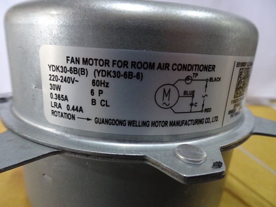 CARRIER YDK-30-6B 30W CONDENSING FAN MOTOR P/N: 11002012001913 - (38KCE009718)