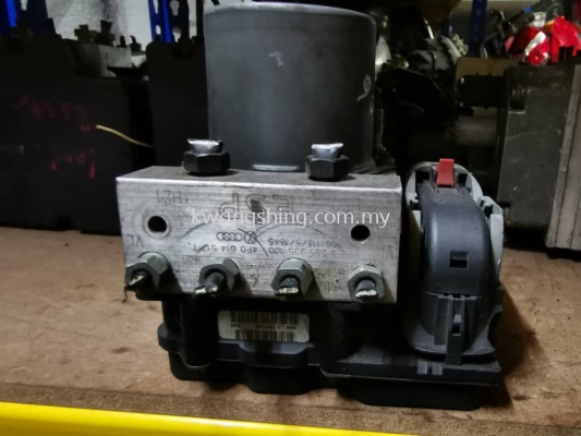 Audi A6 C6 ABS Pump